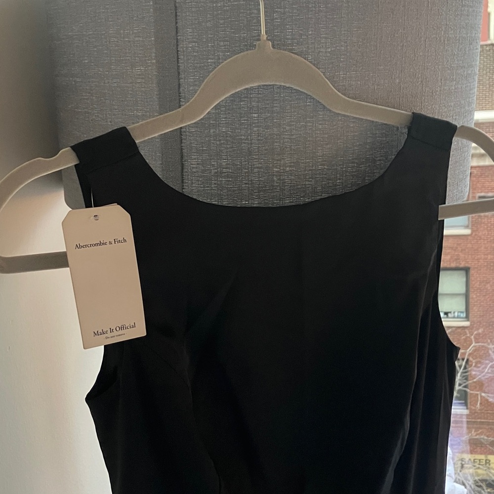 New/ Tags on • Abercrombie & Fitch Classic Black Dress - Picture 4 of 11